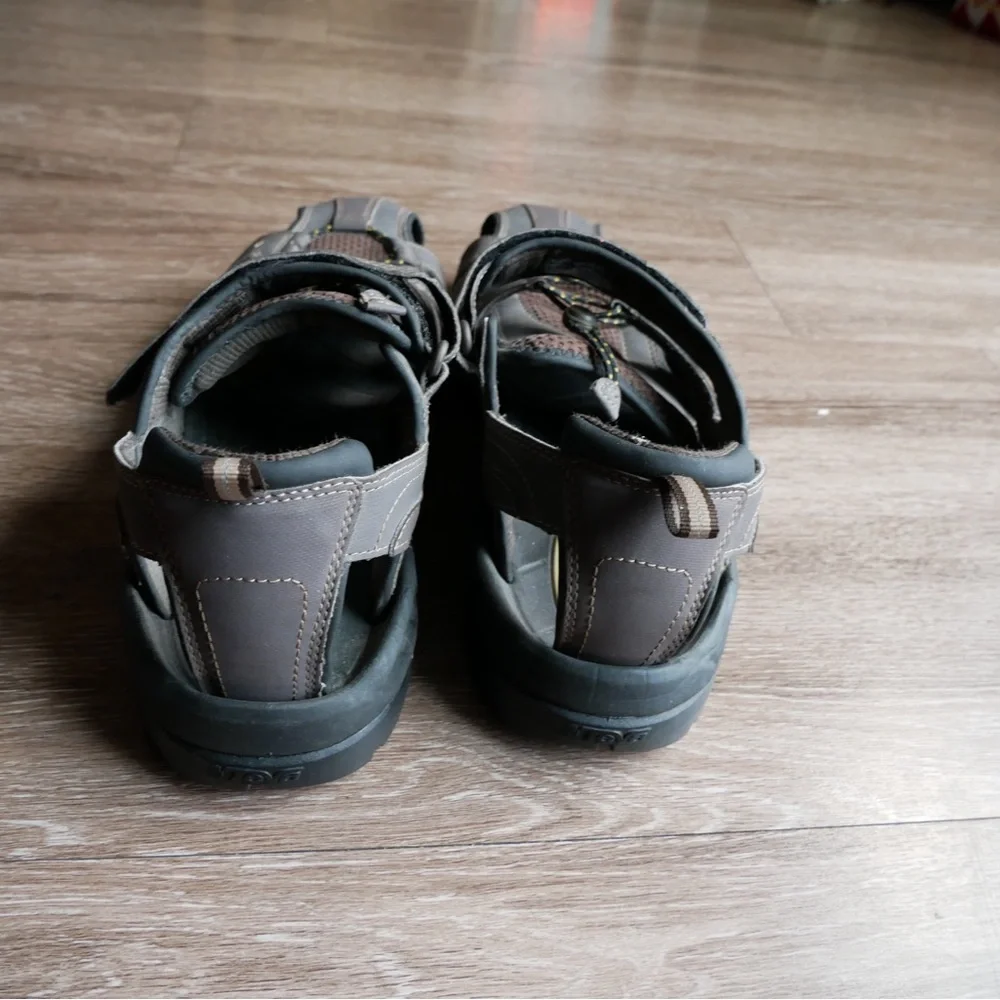 Teva Gray and Gold Forebay Water Sandal‎